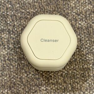 Cadence Capsule Medium Sand “Cleanser” Container
